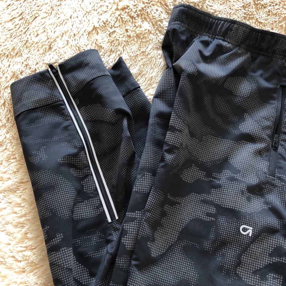 GAP FIT MENS JOGGERS